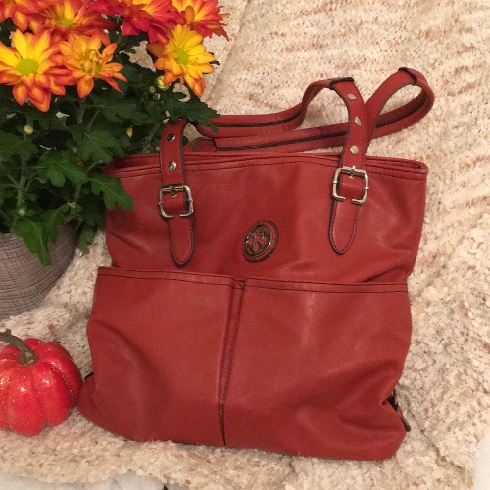 🛑 “SOLD” Cute Burnt Orange Purse